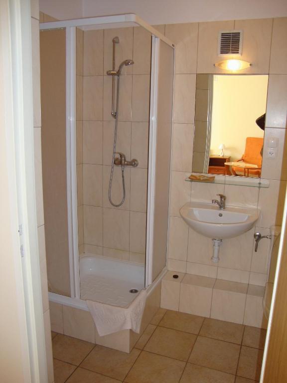 Apartamenty & Restauracja Janus Ełk Kültér fotó
